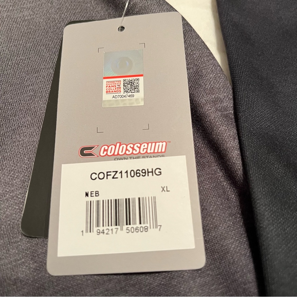 NWT Nebraska Cornhuskers Gray/Black Quarter Zip Pullover Top Colosseum Men’s XL - Picture 2 of 14